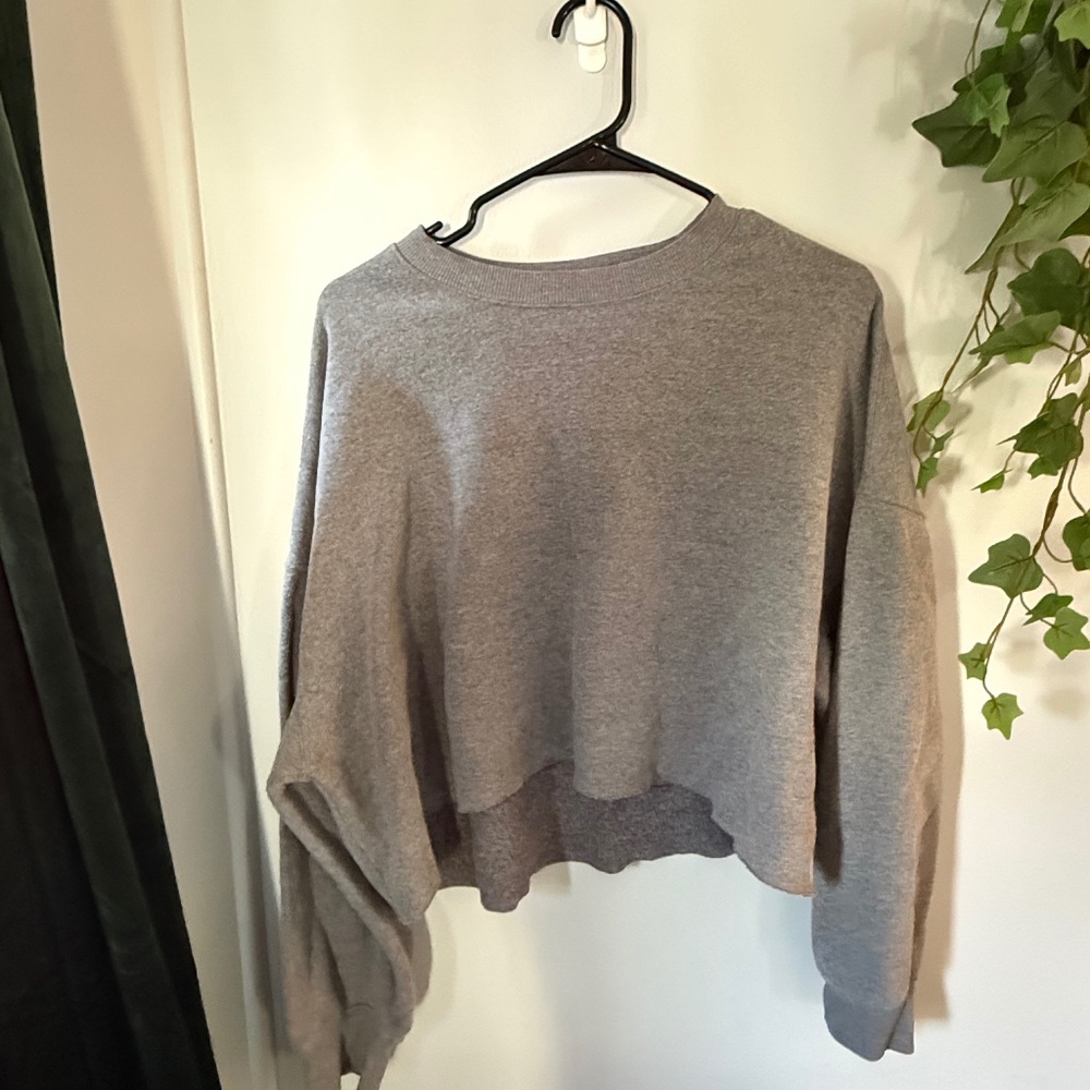 Crop sweatshirt